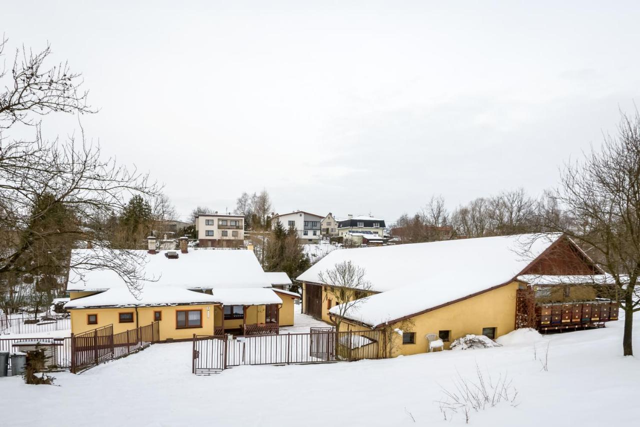 Agroturistika - "Domecek U Ovecek" Villa Horní Těrlicko Kültér fotó